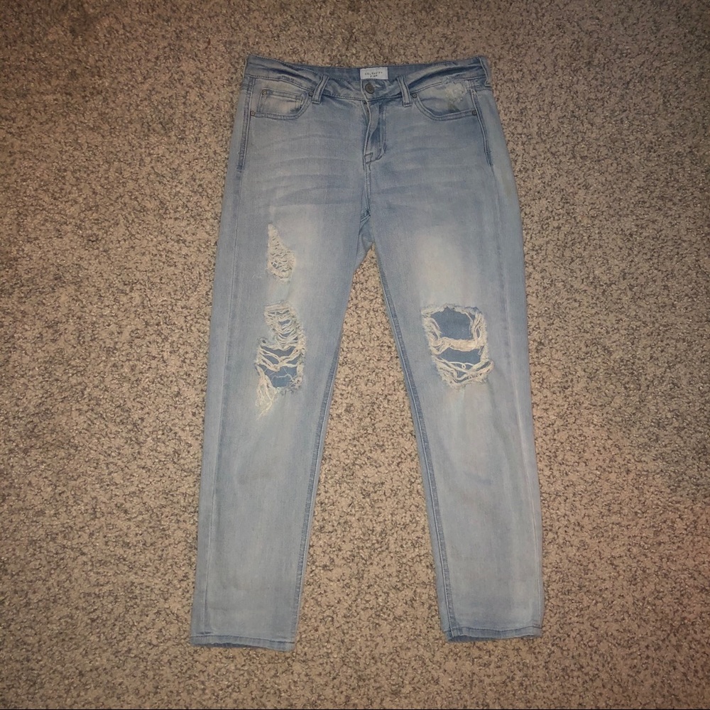 Macy’s Celebrity Pink 7R Light Wash Ripped Jeans